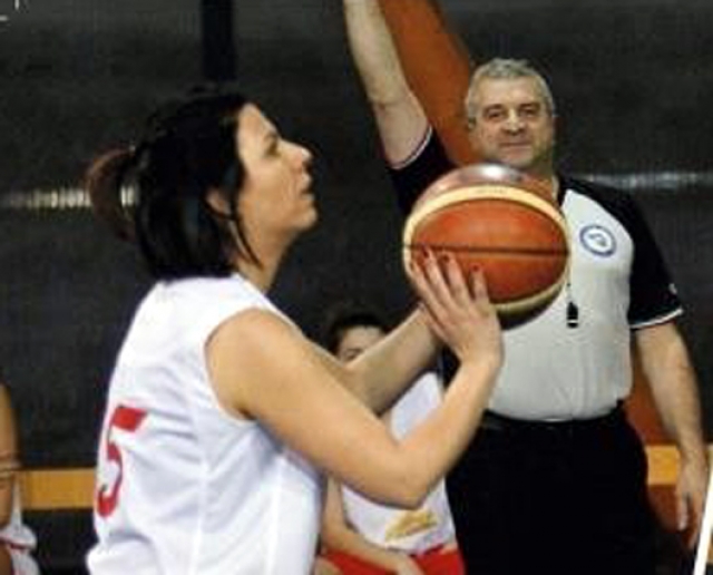 Geppi Cucciari nella Gamma Basket di Segrate